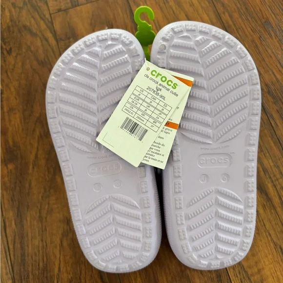 NWT Crocs Animal Cutie leopard print platform clogs. Size “J6” Purple print fun! - Picture 4 of 4